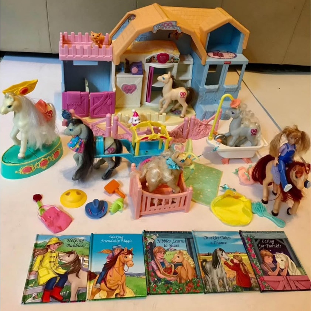 Y2K Friendship, ponies, talking, stable with twinkle and Haley rider doll